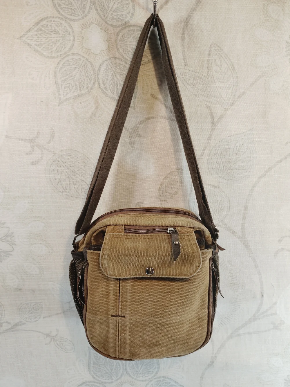 Casual Compact Brown Canvas Messenger/Crossbody Bag